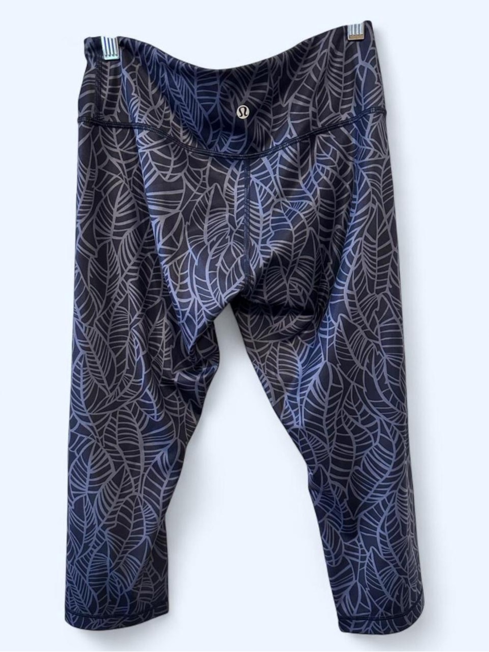 lululemon athletica Girls' Navy Leaf-Print Cropped Leggings